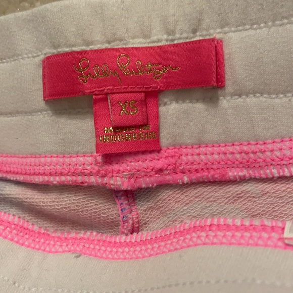 Lilly Pulitzer Shorts Sz XS - Picture 2 of 3